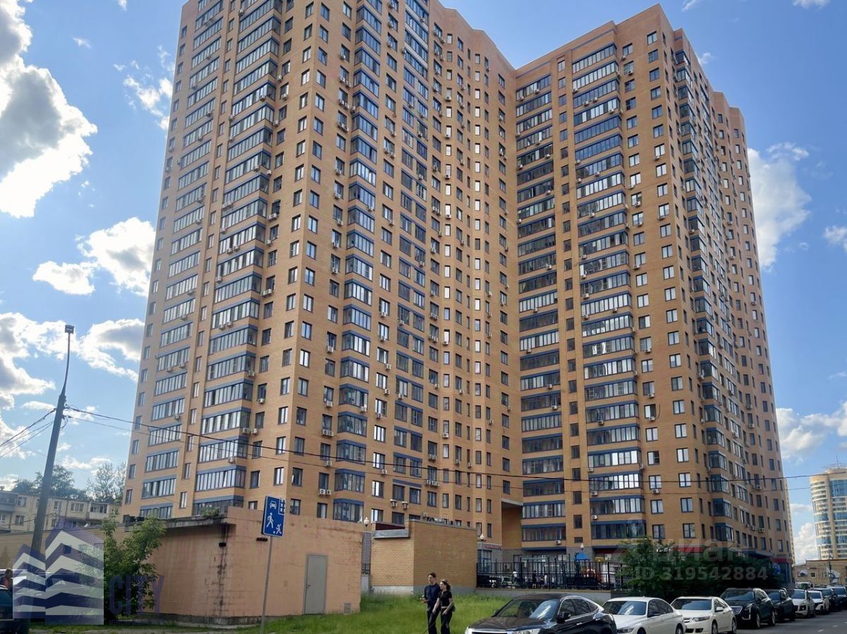 Продажа 3-комн квартиры на вторичном рынке Реутов, Комсомольская улица, 21к1
