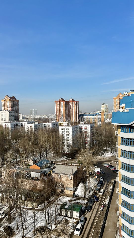 Продажа 4-комн квартиры на вторичном рынке Ленинский проспект, 106К1