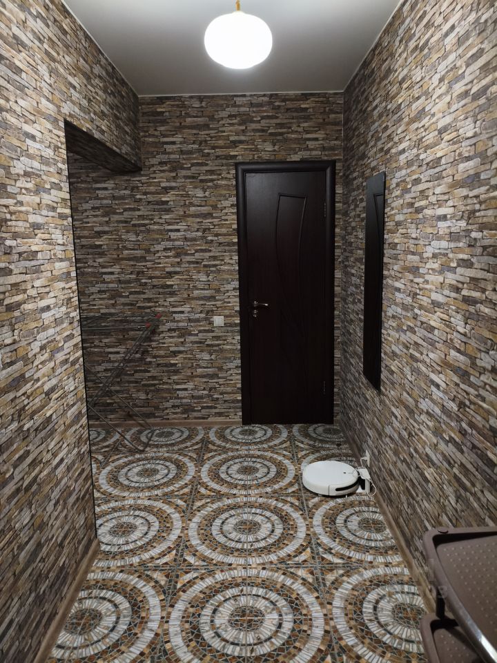 Аренда 1-комн квартиры на вторичном рынке Красногорск, Вокзальная улица,  д. 17А