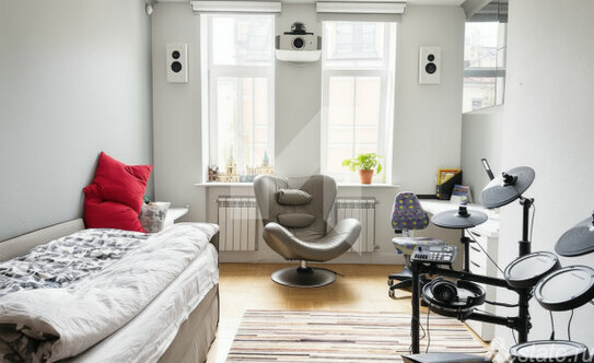 Продажа 4-комн квартиры на вторичном рынке Казарменный пер,  д. 3 с6