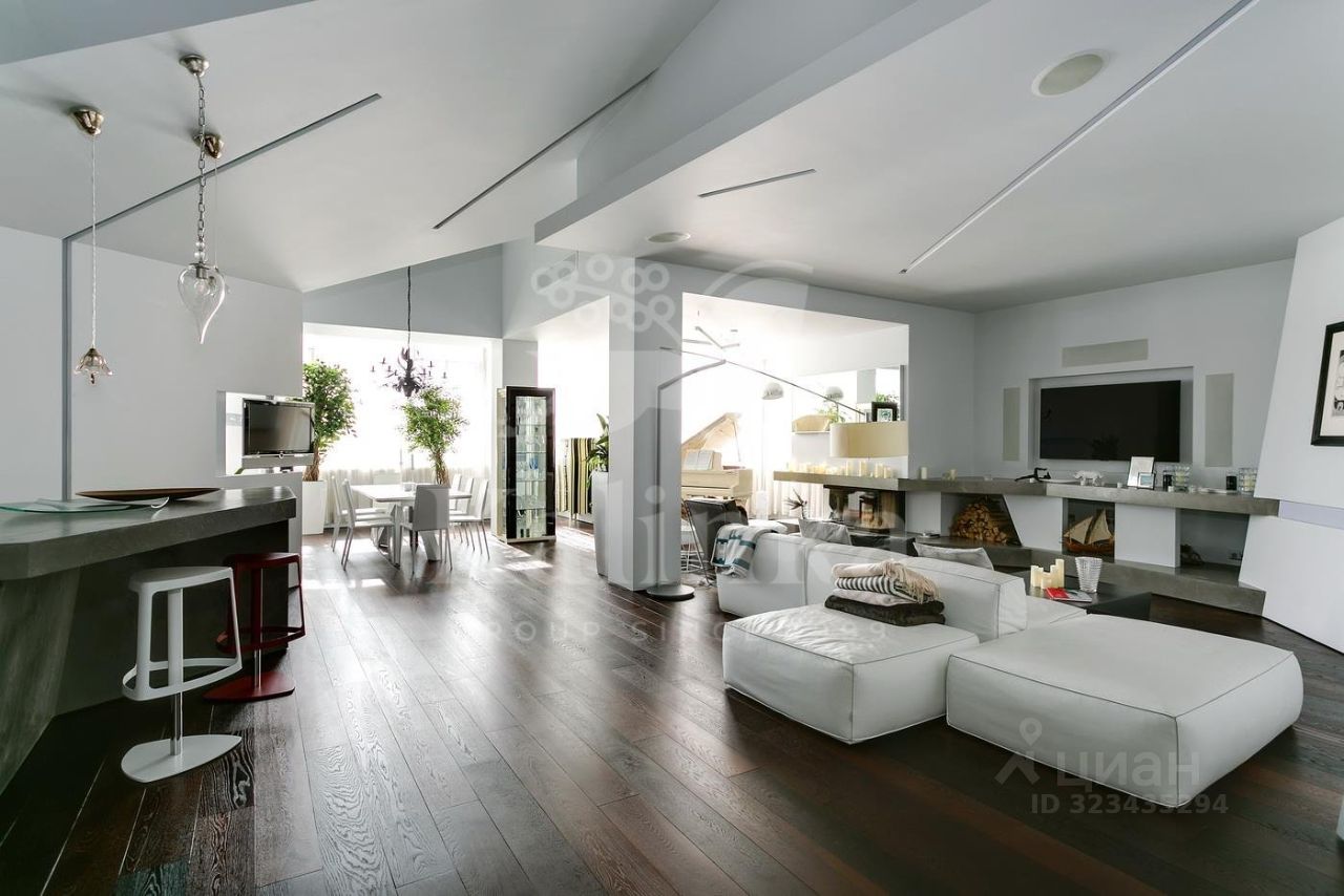 Продажа 3-комн квартиры на вторичном рынке д. Жуковка, 58