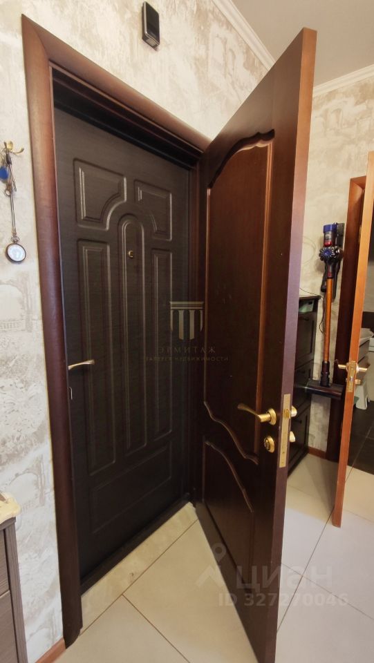 Продажа 2-комн квартиры на вторичном рынке улица Кораблестроителей,  д. 30