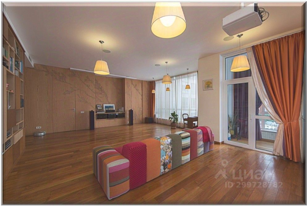 Продажа 6-комн квартиры на вторичном рынке улица Усачева, 2С3