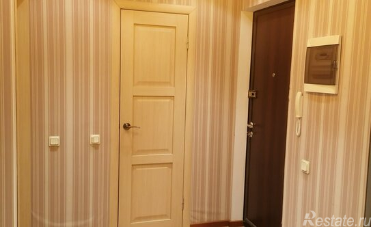 Продажа 2-комн квартиры на вторичном рынке Турку ул,  д. 11,  к. 2