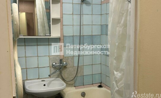 Продажа 1-комн квартиры на вторичном рынке Белградская улица,  д. 16