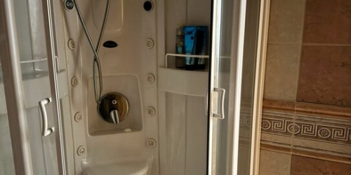 5-комн квартира улица Бурцева,  д. 2