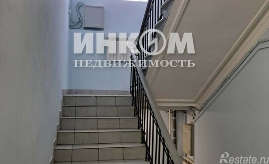 Продажа 4-комн квартиры на вторичном рынке Брошевский переулок