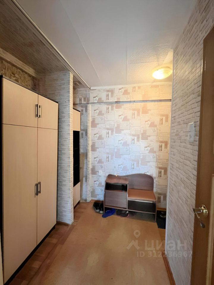 Аренда 1-комн квартиры на вторичном рынке Колпино, Загородная улица, 41к2