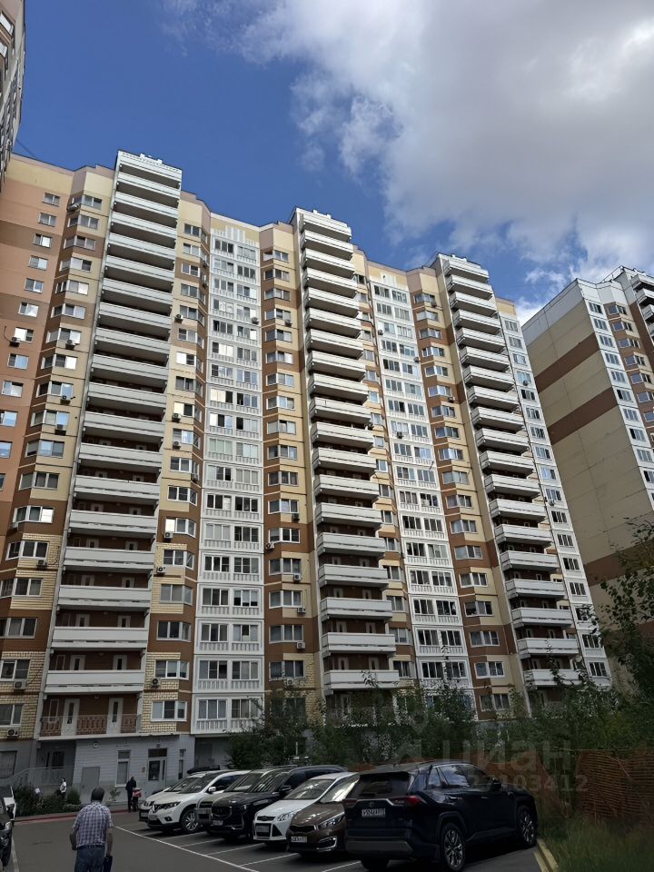 Продажа 3-комн квартиры на вторичном рынке улица Полины Осипенко, 4к2