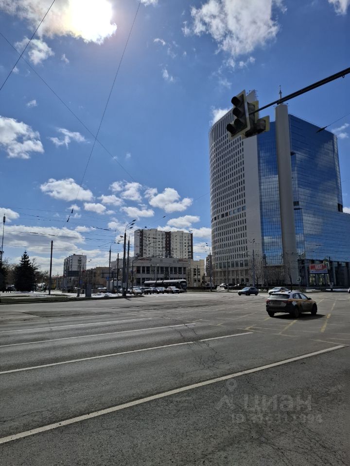 Продажа 3-комн квартиры на вторичном рынке улица Преображенский Вал, 4