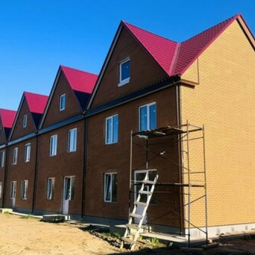 5-комн квартира Кириши, ул Нефтехимиков,  д. 102/9