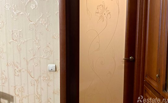 Продажа 2-комн квартиры на вторичном рынке улица Маршала Катукова,  д. 9 к1