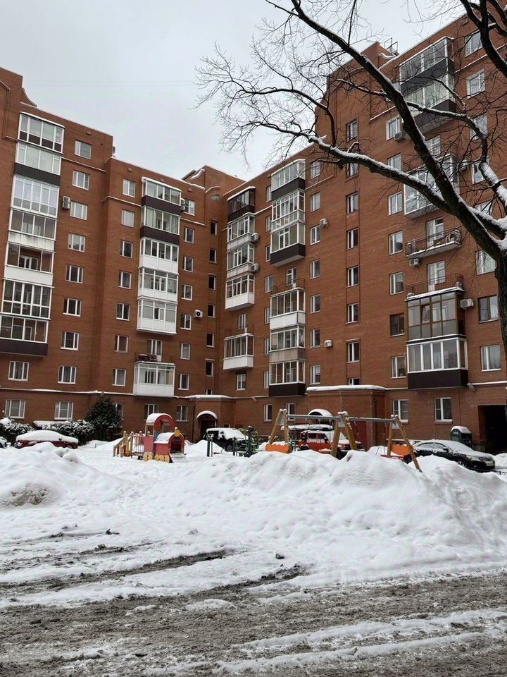 Продажа 3-комн квартиры на вторичном рынке 2-я Алексеевская улица, 7