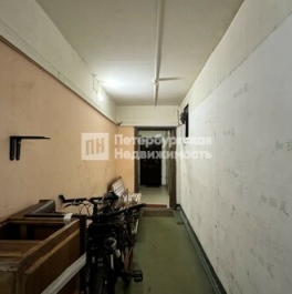 Продажа 3-комн квартиры на вторичном рынке пр-кт Ударников,  д. 56,  к. 1