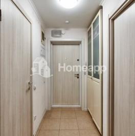 Продажа 1-комн квартиры на вторичном рынке улица Михайлова,  д. 30А к1