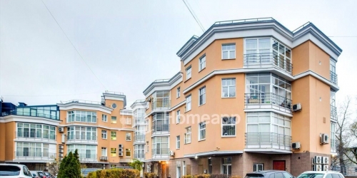 3-комн квартира Дровяной Б. пер,  д. 18