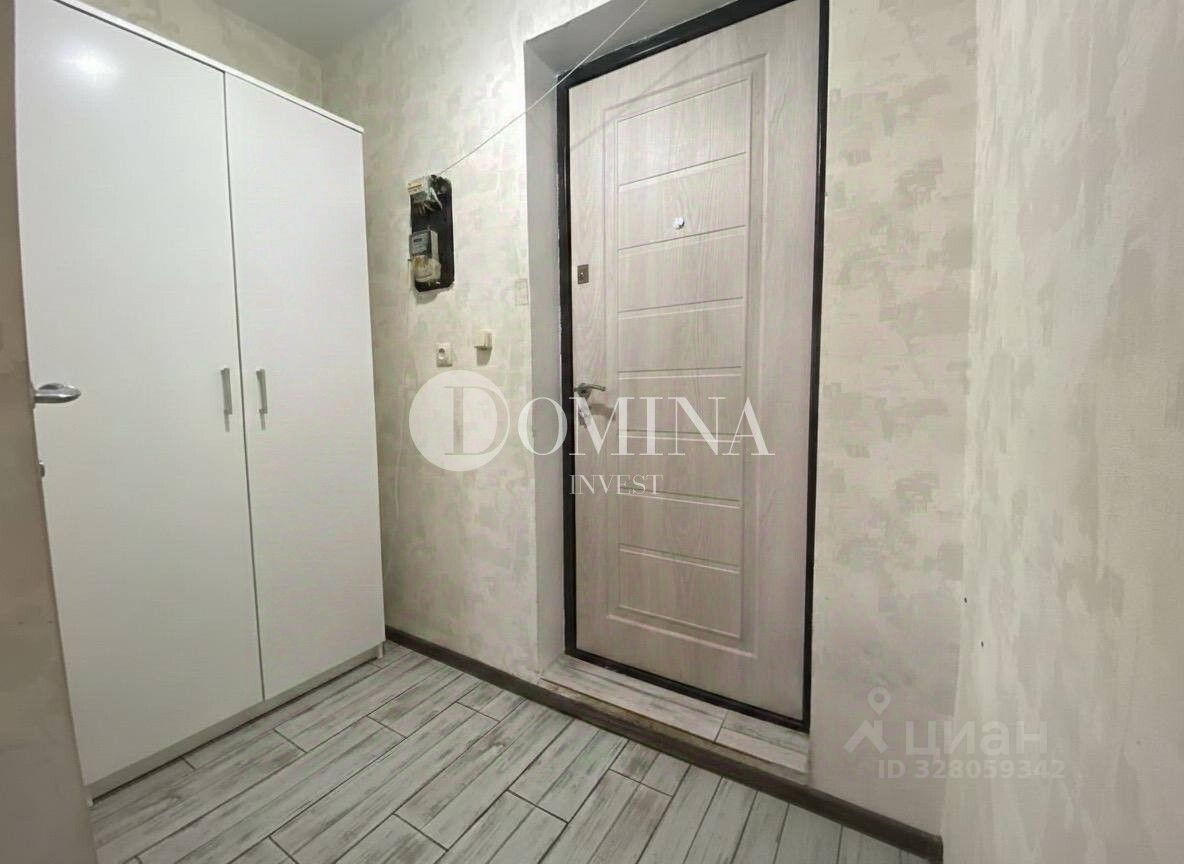 Продажа 2-комн квартиры на вторичном рынке Черноморский бульвар, 7К5