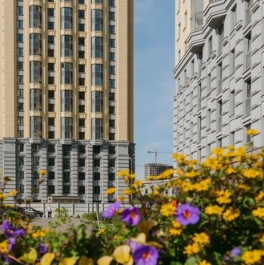 Продажа 3-комн квартиры на вторичном рынке Октябрьская наб,  д. 42