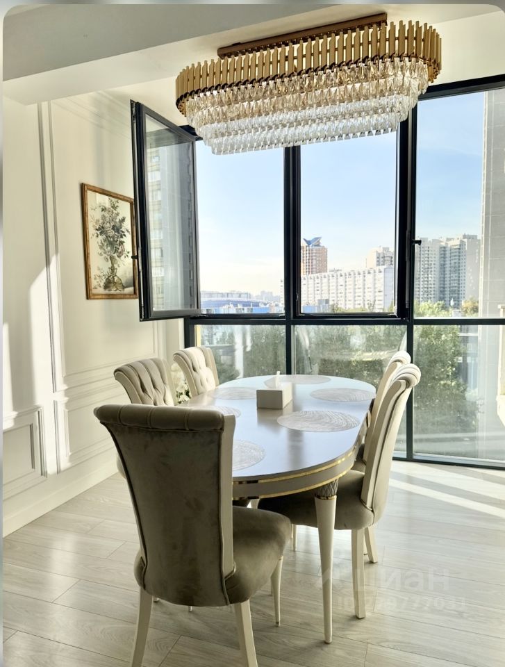 Продажа 4-комн квартиры на вторичном рынке Ленинский проспект, 107к1