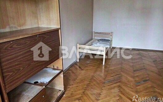 Продажа 1-комн квартиры на вторичном рынке улица Юных Ленинцев,  д. 119