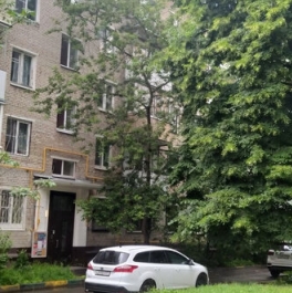 Продажа 2-комн квартиры на вторичном рынке Живописная улица,  д. 34 к3