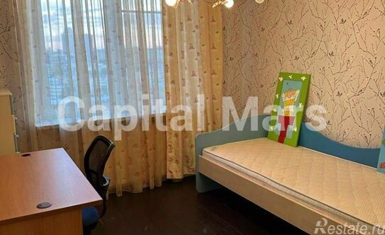 Аренда 4-комн квартиры на вторичном рынке улица Дунаевского,  д. 7