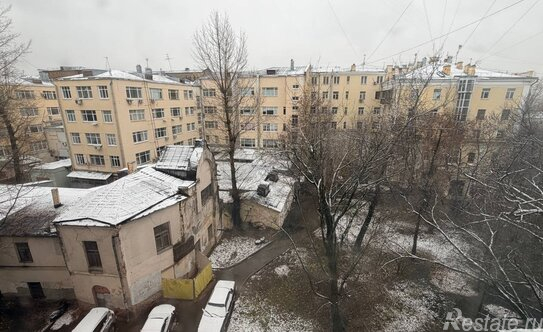 Продажа 3-комн квартиры на вторичном рынке Хохловский переулок,  д. 10 с7