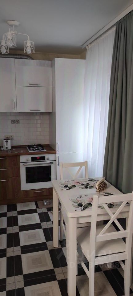 Продажа 1-комн квартиры на вторичном рынке улица Софьи Ковалевской, 10К3