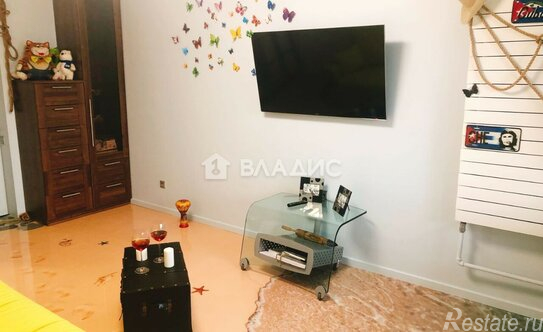 Продажа 2-комн квартиры на вторичном рынке Колобашкина ул