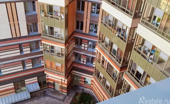 Продажа 2-комн квартиры на вторичном рынке Коломяжский пр-кт,  д. 13