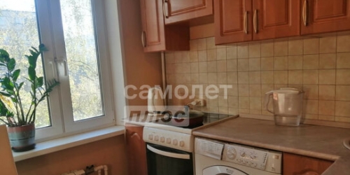 1-комн квартира улица Лескова,  д. 10А