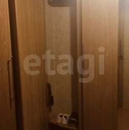 Продажа 2-комн квартиры на вторичном рынке Валдайский проезд,  д. 11