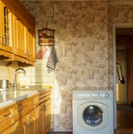 Продажа 1-комн квартиры на вторичном рынке Свердловская наб,  д. 64