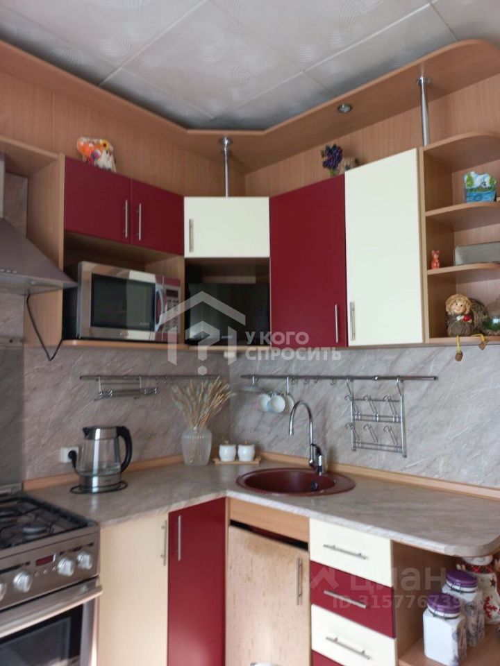 Продажа 1-комн квартиры на вторичном рынке Петергоф, улица Шахматова, 4к1