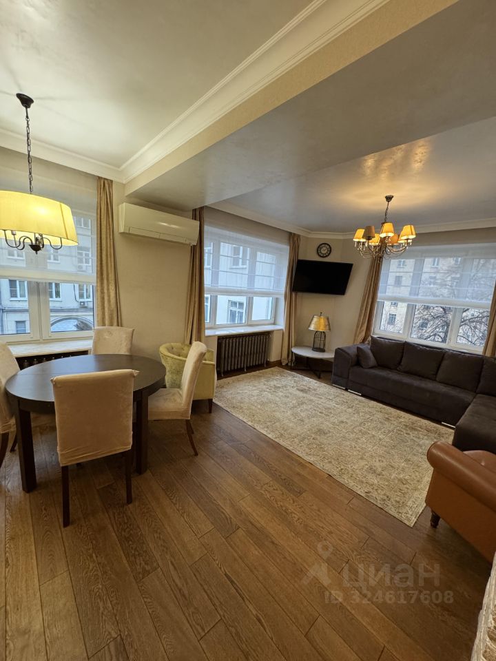 Аренда 3-комн квартиры на вторичном рынке Капельский переулок, 13