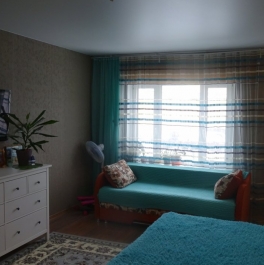 Продажа 3-комн квартиры на вторичном рынке Ломоносов г., Красного Флота ул. ,  д. 23,  к. 1