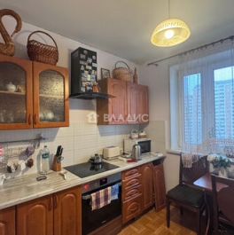 Продажа 1-комн квартиры на вторичном рынке Ангарская улица,  д. 6