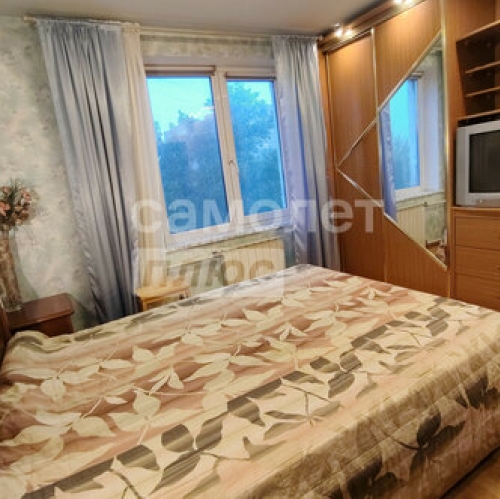 2-комн квартира Уржумская улица,  д. 3 к3