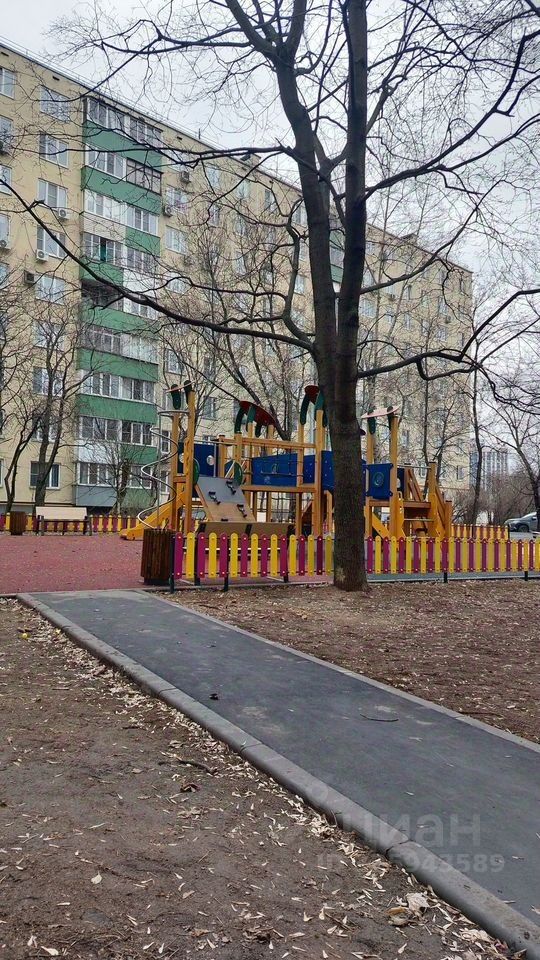 Продажа 4-комн квартиры на вторичном рынке улица Кухмистерова,  д. 18