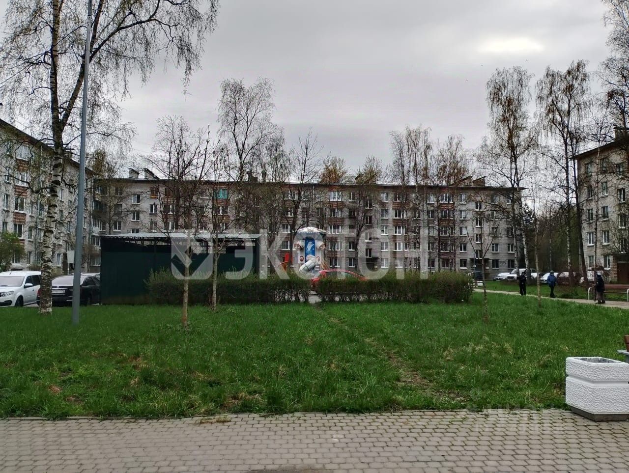 Продажа 2-комн квартиры на вторичном рынке Петергоф, Озерковая улица, 55к2