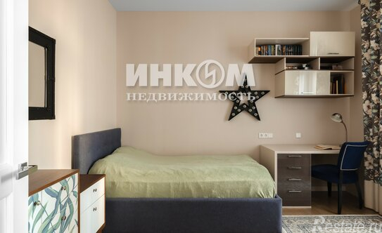 Продажа 6-комн квартиры на вторичном рынке улица Островитянова,  д. 4