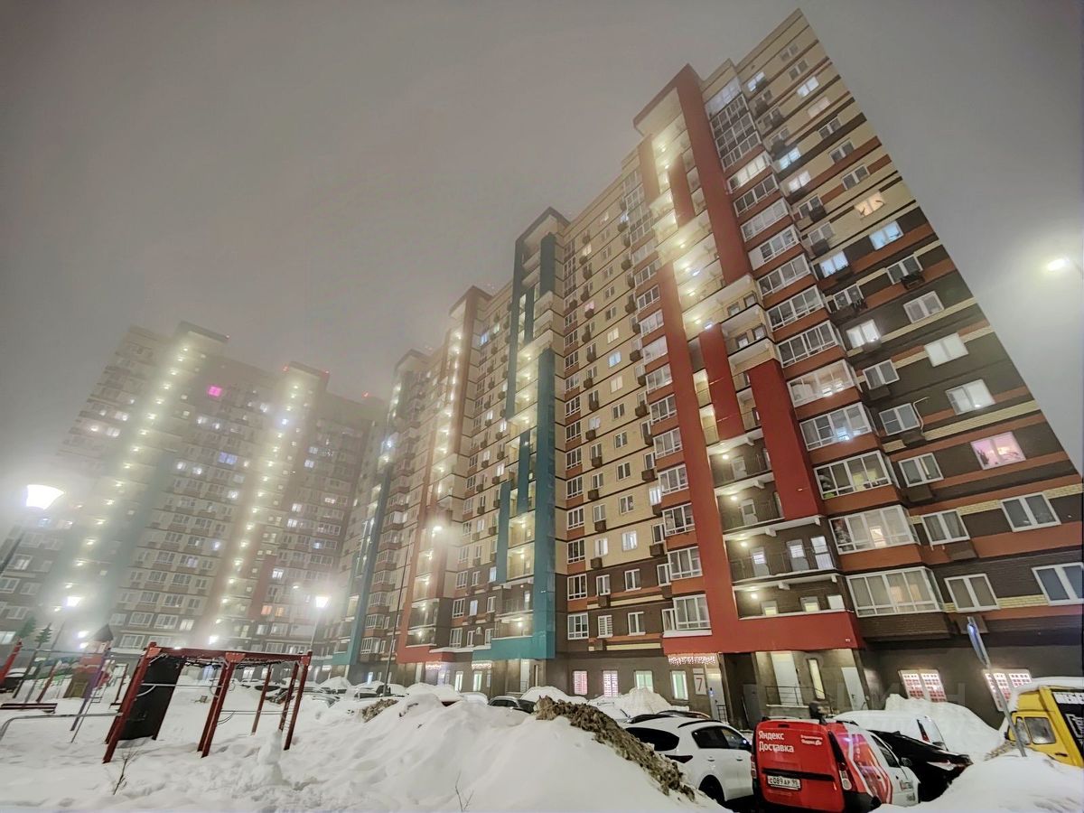 Продажа 3-комн квартиры на вторичном рынке Пригород Лесное мкр, Мисайлово пгт, шоссе Пригородное, 5