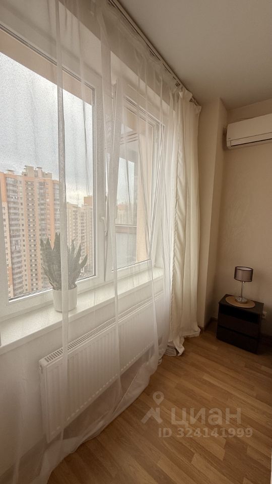 Аренда 1-комн квартиры на вторичном рынке Комендантский проспект, 53к4