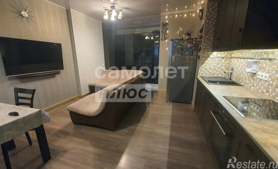 Продажа 3-комн квартиры на вторичном рынке Хлебниково, Набережная улица