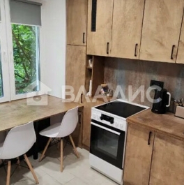 Продажа 1-комн квартиры на вторичном рынке Парковая 16-я ул,  д. 27