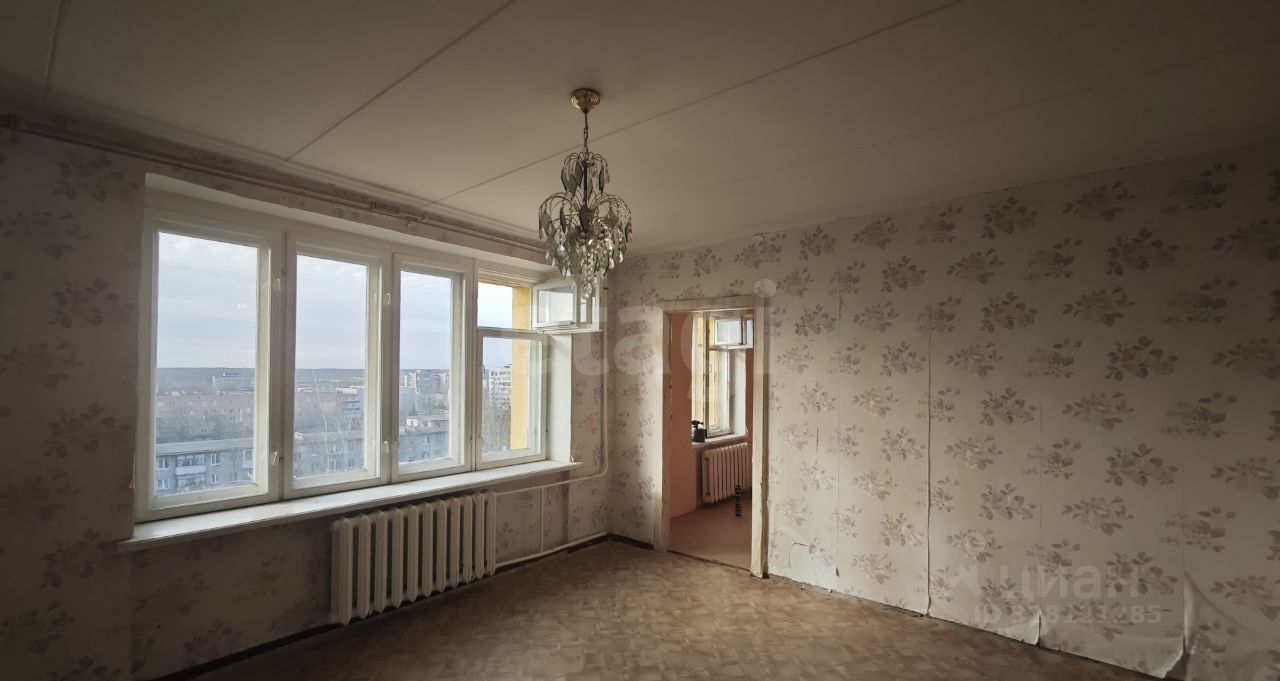 Продажа 3-комн квартиры на вторичном рынке Кириши, Пионерская улица, 8