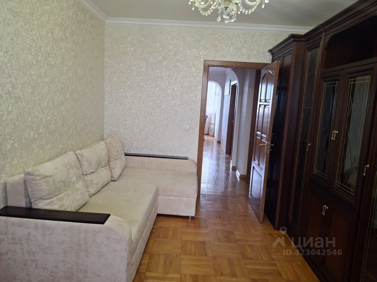 Аренда 4-комн квартиры на вторичном рынке Долгоруковская улица, 40