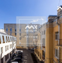 Продажа 3-комн квартиры на вторичном рынке ул Моховая,  д. 14