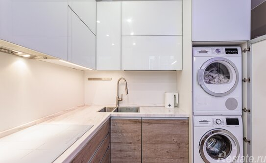 Продажа 3-комн квартиры на вторичном рынке ул Адмирала Трибуца,  д. 8