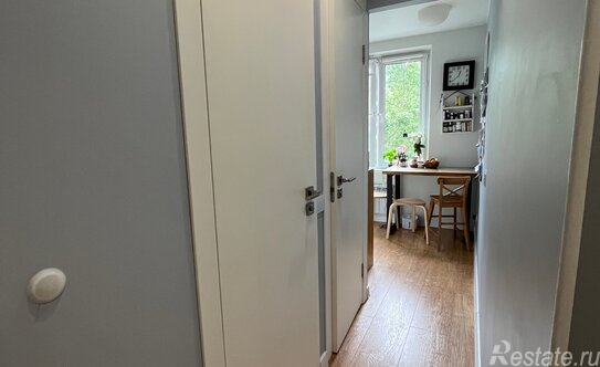 Продажа 3-комн квартиры на вторичном рынке Голубинская улица,  д. 7 к5